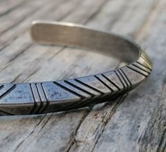 Paslanmaz Çelik  Desenli Anti Alerjik Uniseks Bileklik