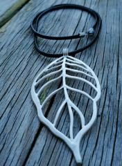 Ntmk-63 Tasarım Gümüş Yaprak Kolye