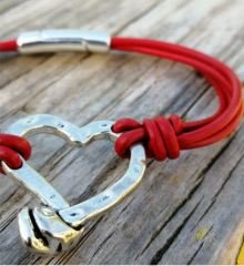 Kırmızı Deri Gümüş Kalp Bileklik