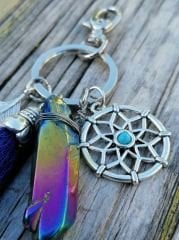 Püsküllü Doğal Taşlı Gümüş Düş Kapanı Anahtarlık