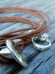 Kahverengi Gerçek Deri Ve Gümüş Bileklik