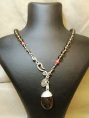 Ntk-88 Tasarım Dumanlı Kuvars ve Gümüş Vav Kolye