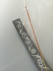 El oyması Taş tütsülük