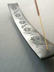 El oyması Taş tütsülük