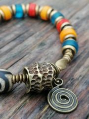 El Yapımı Dövülmüş Bakır Ve Azure Renkli Çakra Bileklik