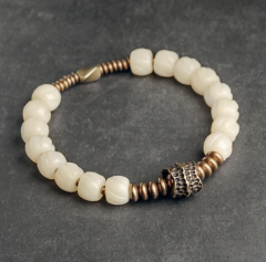 El Yapımı Yak Kemik Ve Bakırdan Yapılmış Şifa Bilekliği