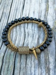 El Yapımı Dövme Pirinç Ve Siyah Obsidyen İki Katmanlı Bileklik