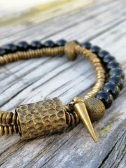 El Yapımı Dövme Pirinç Ve Siyah Obsidyen İki Katmanlı Bileklik